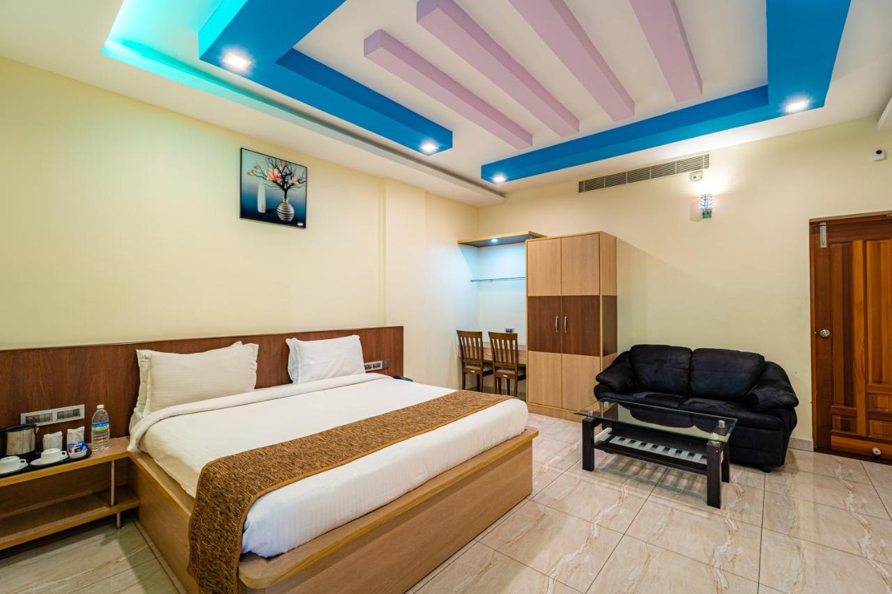 Thaneegai Residency Pondicherry Exterior photo